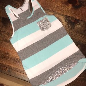 Striped tank top with sequin